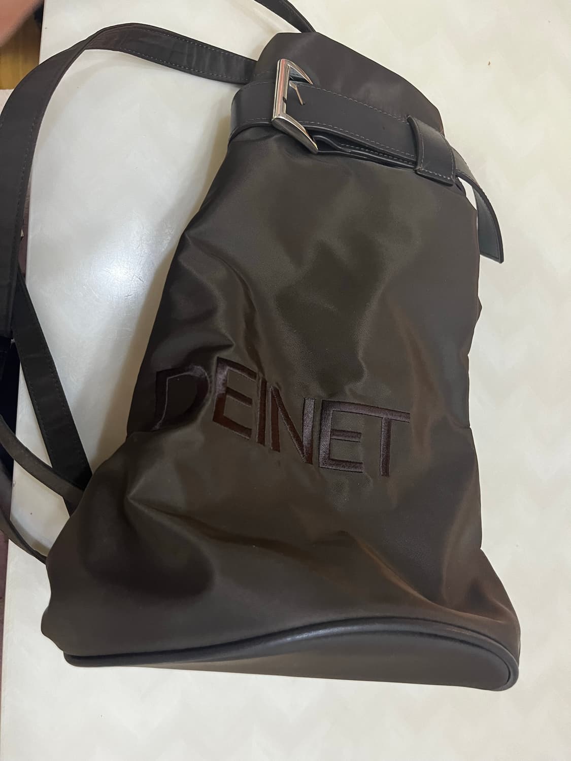 다이닛 로고 버킷백 브라운 상품이미지4