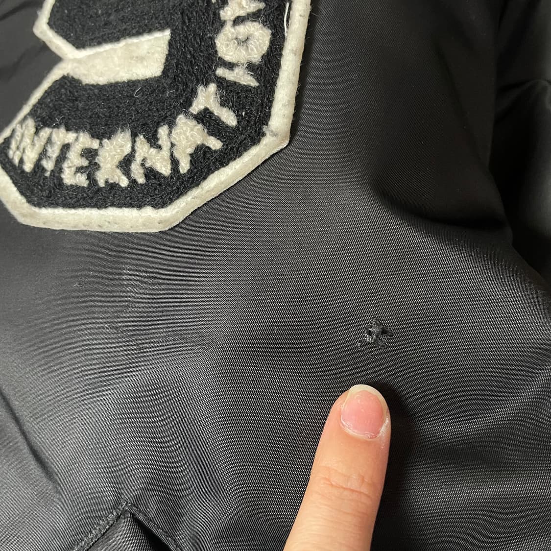 쇼트 MA-1 블랙 빅로고 항공점퍼 상품이미지5