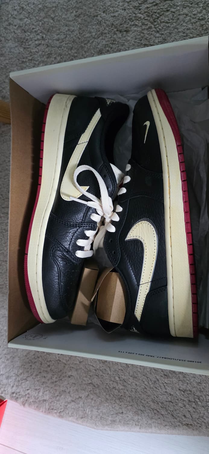 나이키 로우1OG× 나이젤 실베스타 상품이미지2