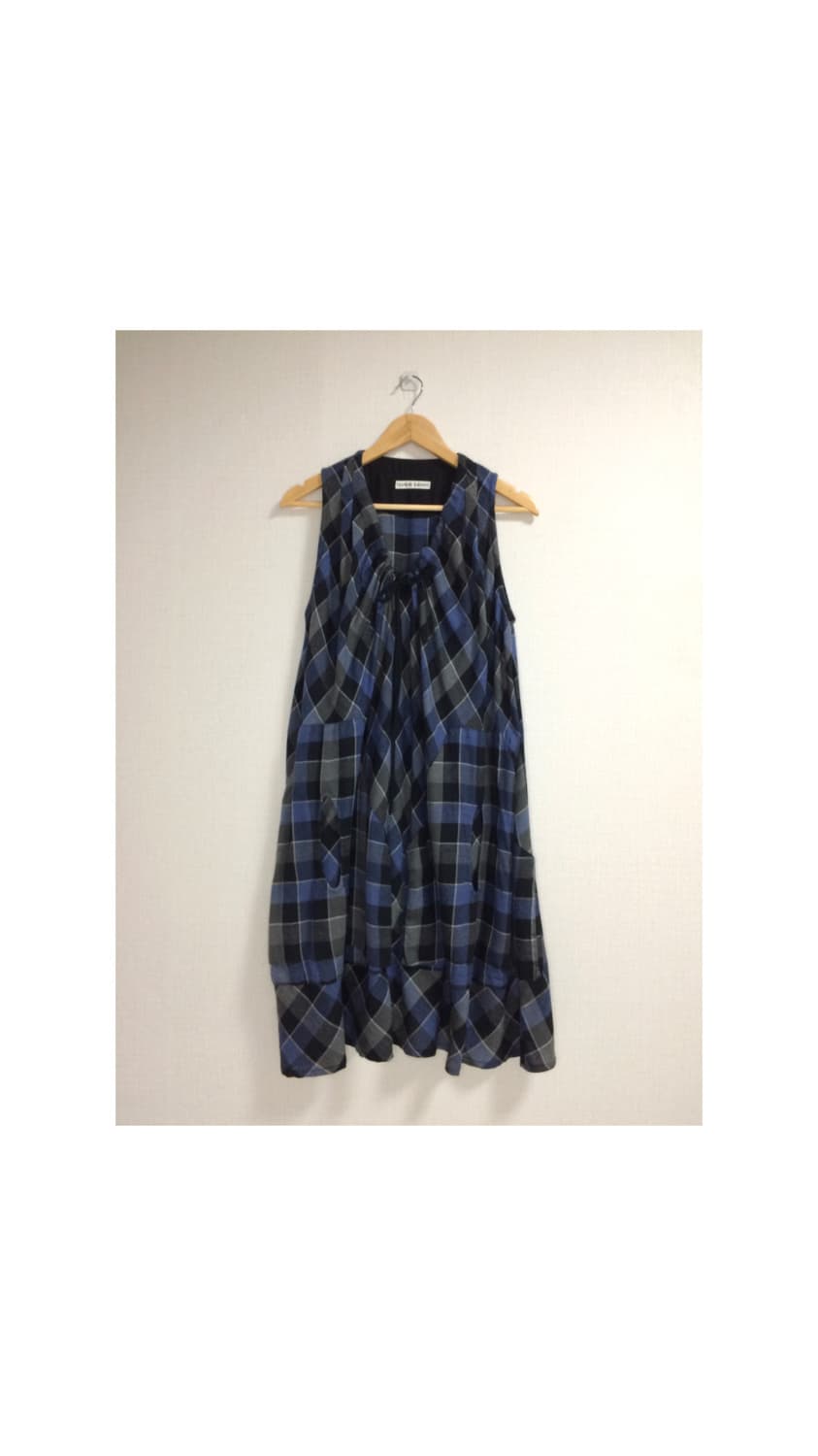 츠모리 치사토 블루 그레이 체크 셔링 원피스 상품이미지1