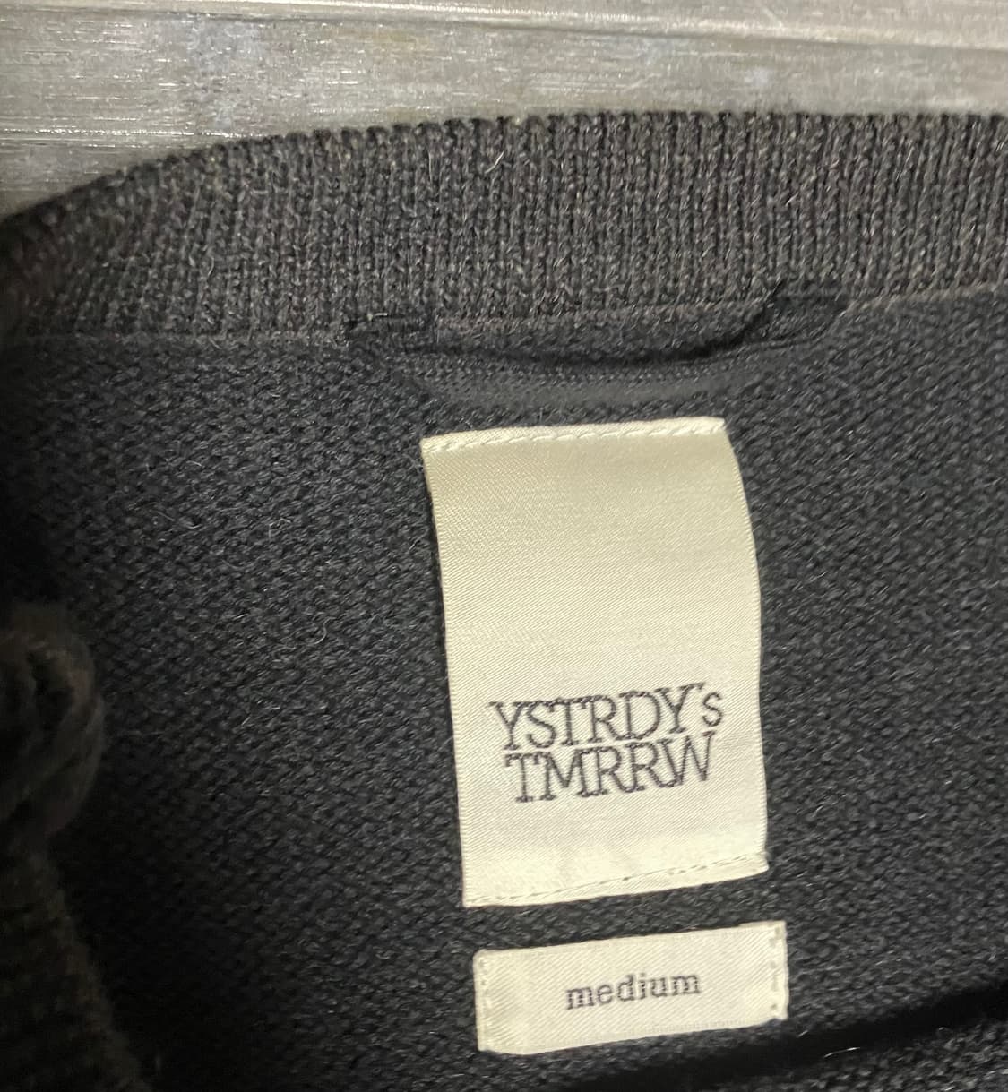 Distressed black grunge knit 상품이미지3