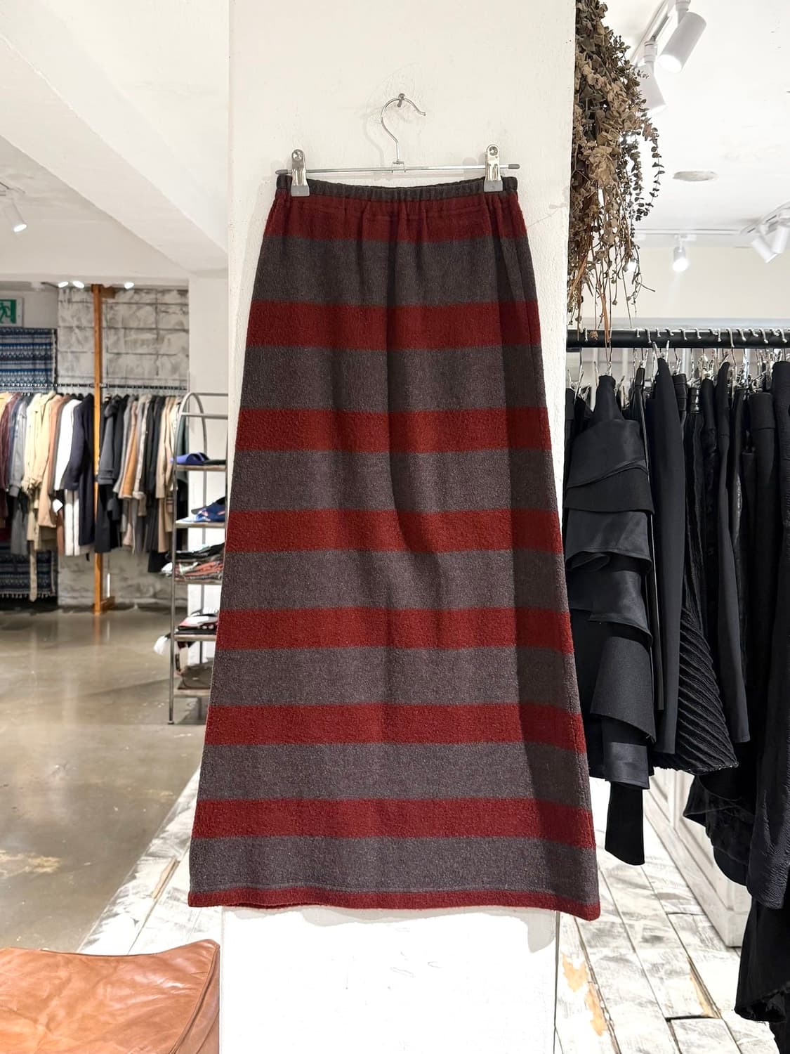 하이 스포팅 기어 브라운 스트라이프 울 블렌드 롱 스커트 상품이미지1