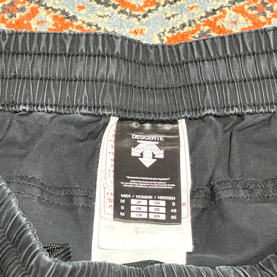 데상트 블랙 밴딩 조거팬츠 여성S 상품이미지4