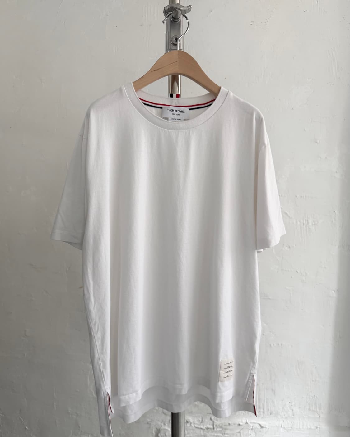 Thom Browne 톰브라운 티셔츠 화이트컬러 상품이미지1
