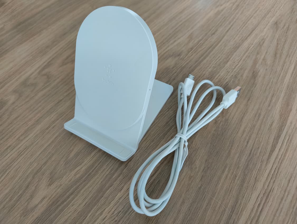 벨킨 무선 충전 스탠드 + 벨킨 7포트 USB 허브 일괄 상품이미지4