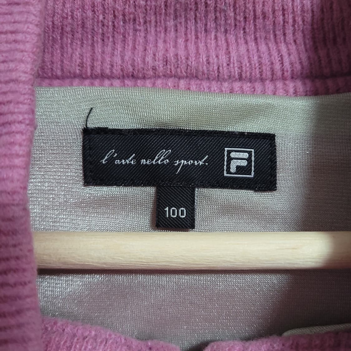 (100) FILA 휠라 핑크 멀티 스트라이프 하프넥 니트 상품이미지2