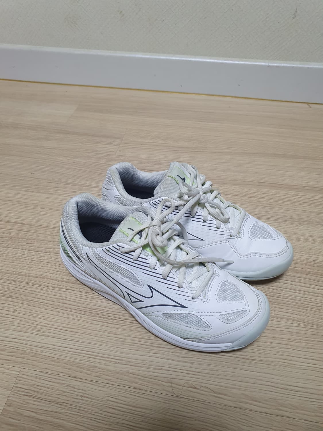 미즈노 사이클론스피드4 배드민턴화 및 체대입시화  240 상품이미지2