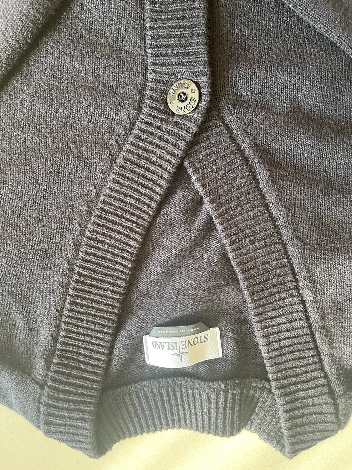 스톤아일랜드 브이넥 가디건 상품이미지3