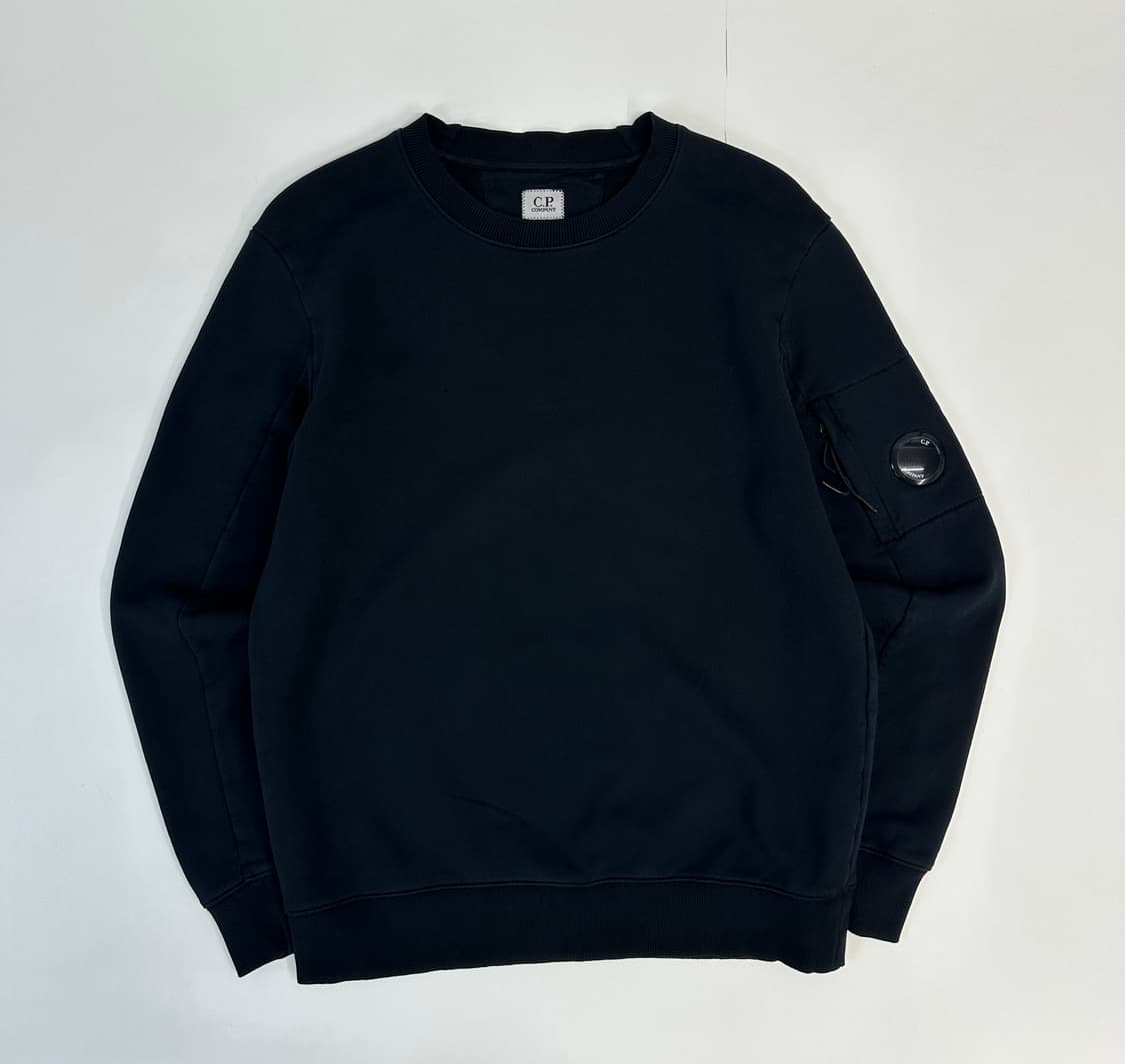 CP컴퍼니 렌즈 맨투맨 L 상품이미지1