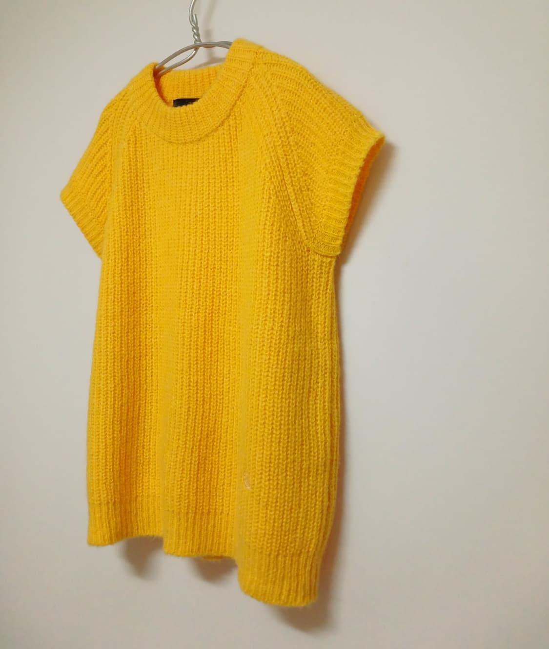 비비안웨스트우드 로고자수 니트 스웨터
 상품이미지4