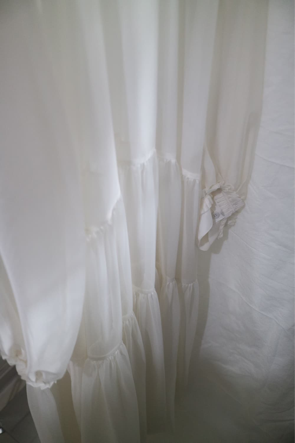 민주킴 Oversized Ruffled Tiered Dress 상품이미지6