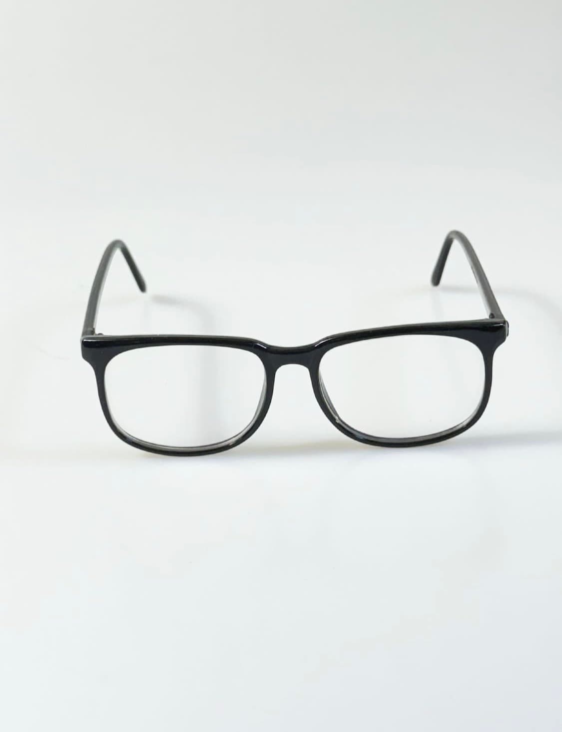 90s 클래식 블랙 뿔테 스퀘어 빈티지 안경 상품이미지2