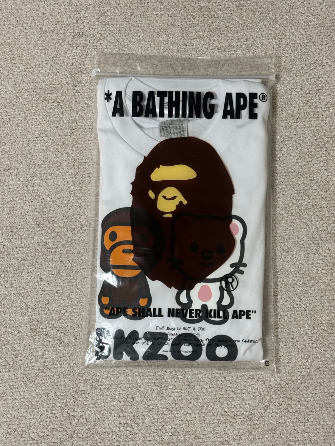 베이프 스트레이키즈 콜라보 현진 티셔츠 S 사이즈 상품이미지1