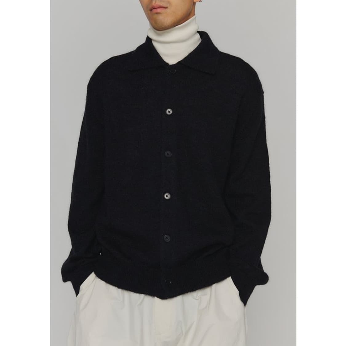 아모멘토 24FW MOHAIR COLLAR KNIT CARDIGAN 상품이미지3