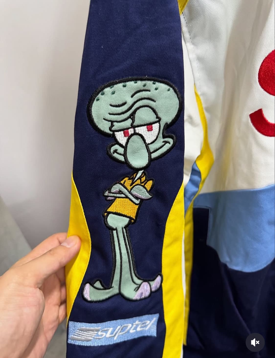 슈프림x스펀지밥 콜라보 레이싱자켓 상품이미지4