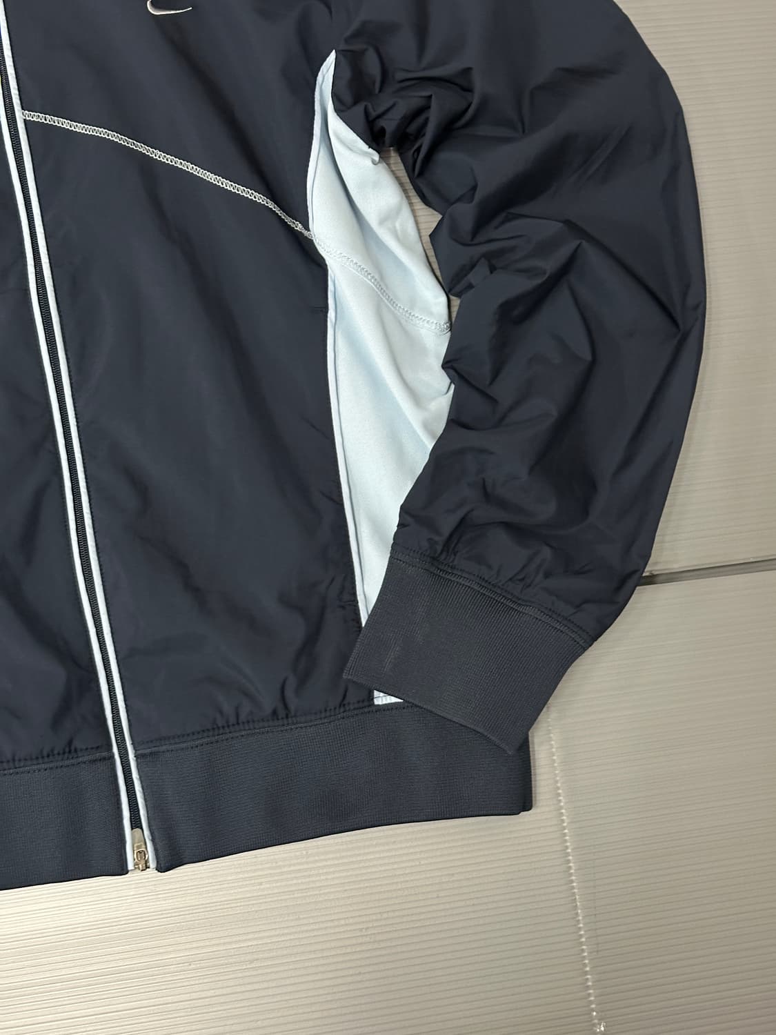 나이키 바람막이 자켓 네이비 L 상품이미지3