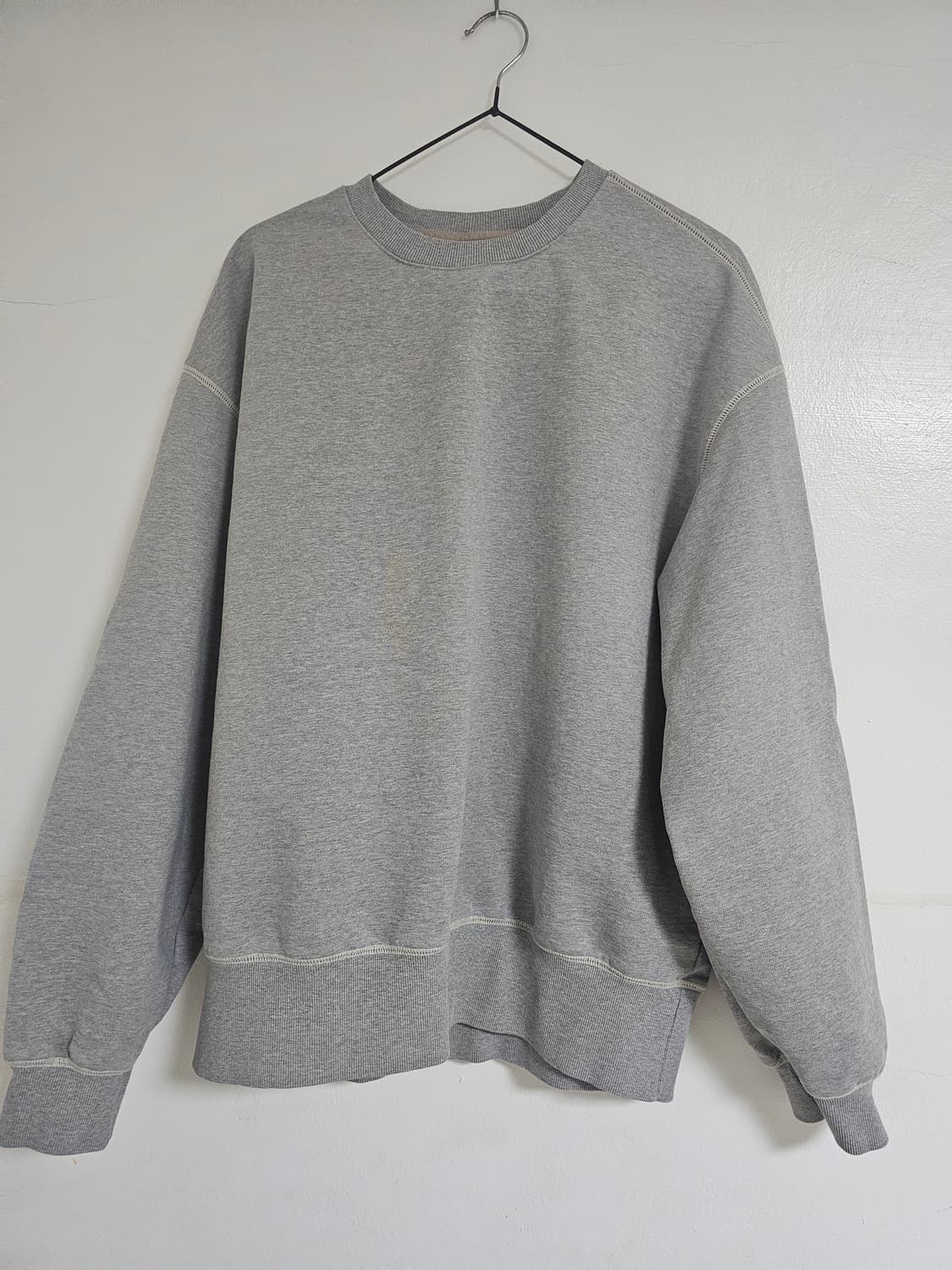 러프사이드 오버사이즈 스웻셔츠 상품이미지1