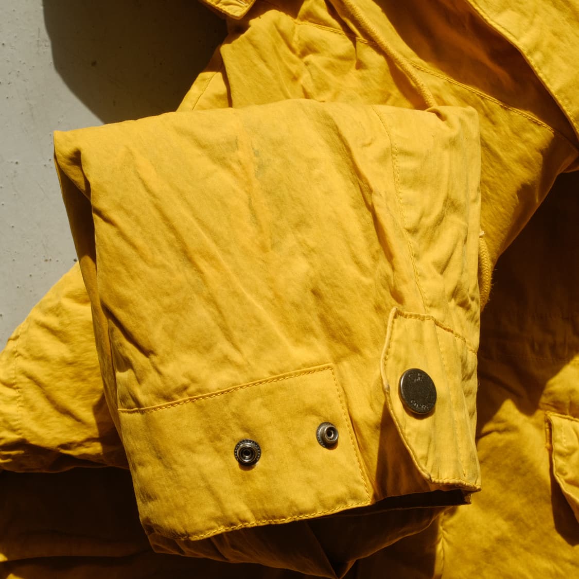 C.P. Company Waxed Cotton Goggle Jacket 상품이미지6