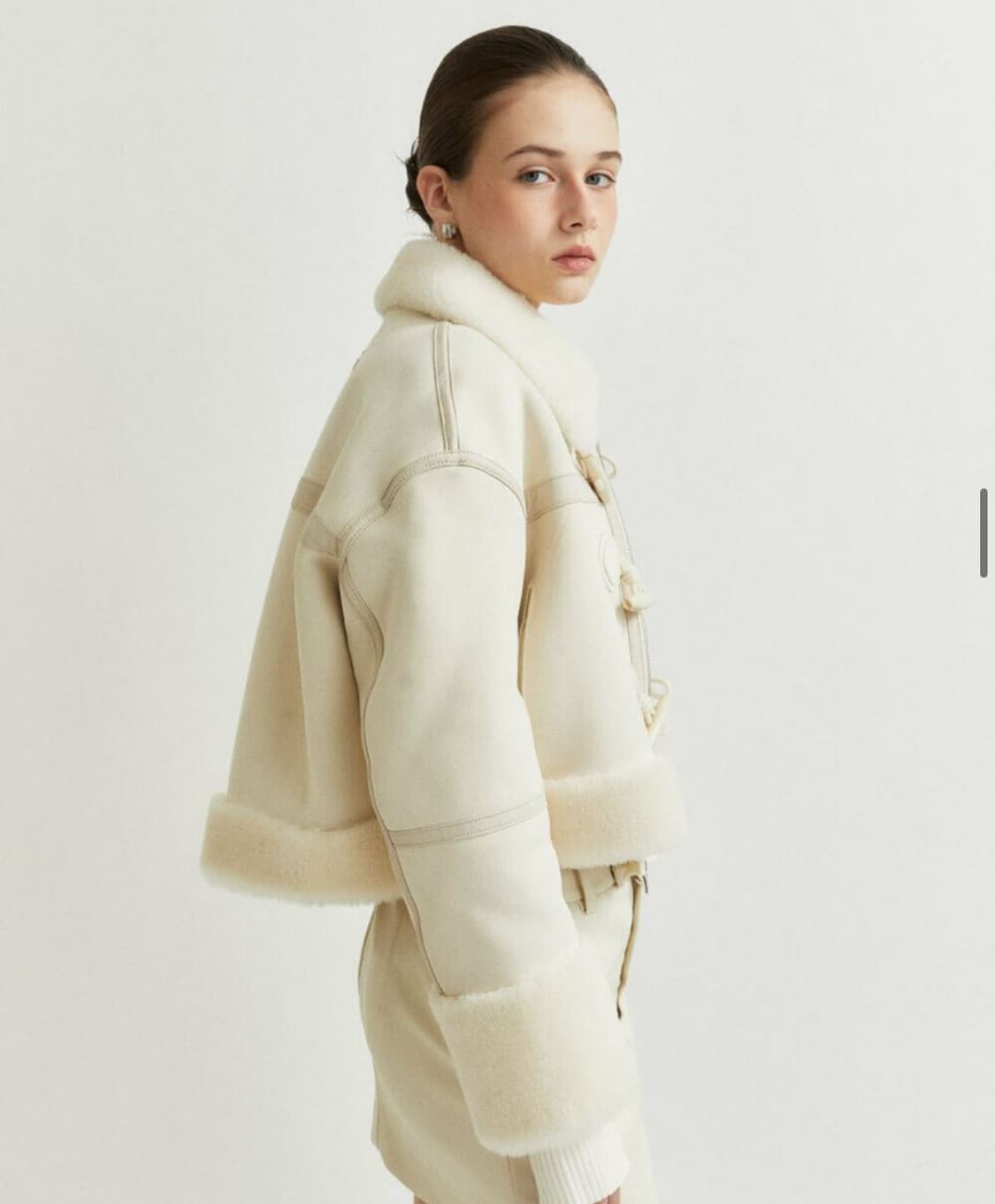 뮤제 쇼무스탕 상품이미지3