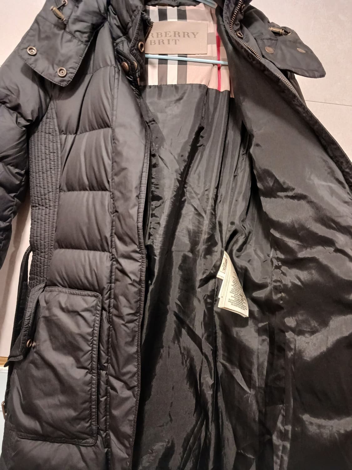 버버리 정품 여성 패딩 85 ~ 90 사이즈 상품이미지4