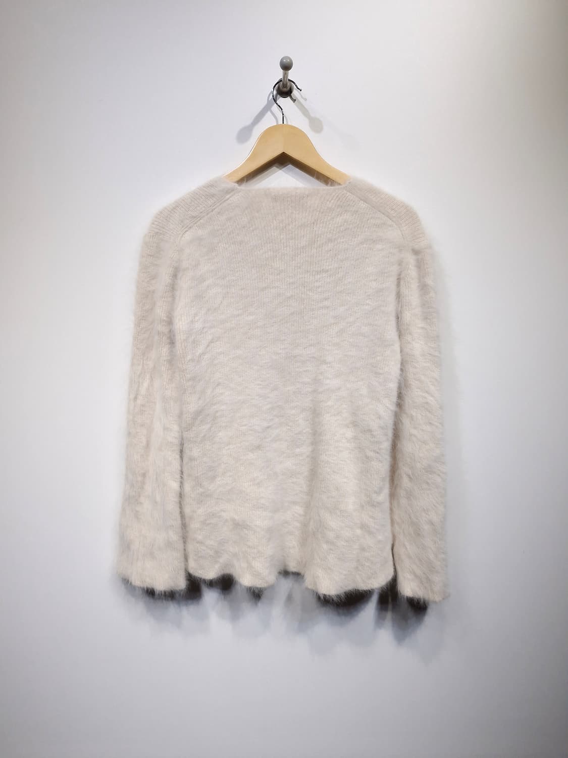 블러썸 에이치컴퍼니 앙고라 브이넥 니트(F) 상품이미지2