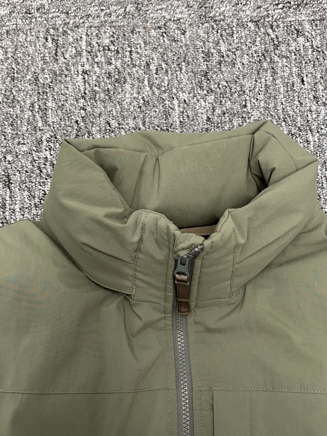 Daiwapier39 tech mil padded vest 상품이미지3
