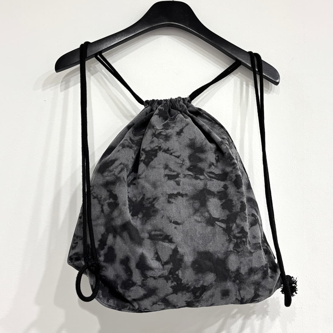 [새상품] 나염 스트링 백팩 상품이미지3