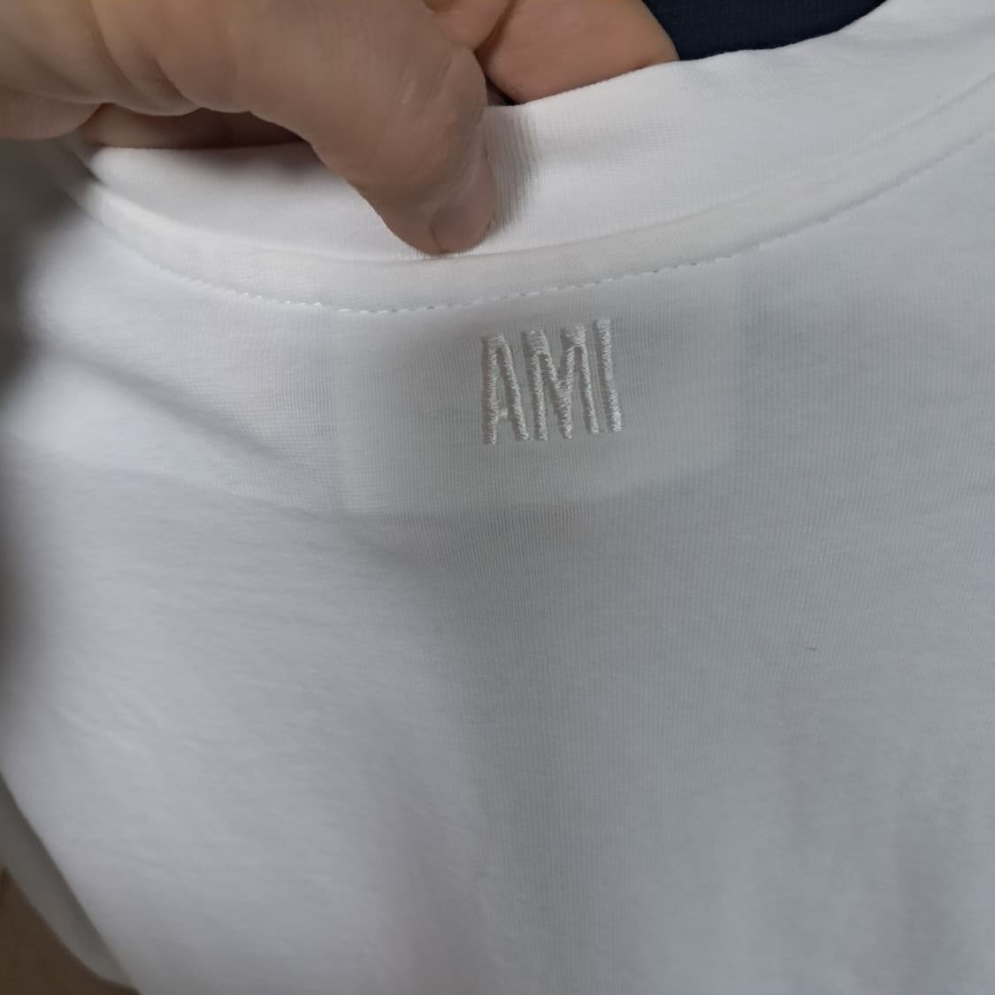 아미 AMI 하트 로고 화이트 반팔티 XL 루즈핏 상품이미지6