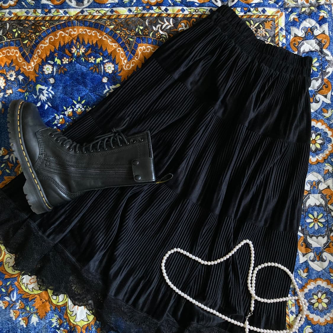 빈티지 벨벳 플리츠 레이스 디테일 셔링 블랙스커트 치마 상품이미지1