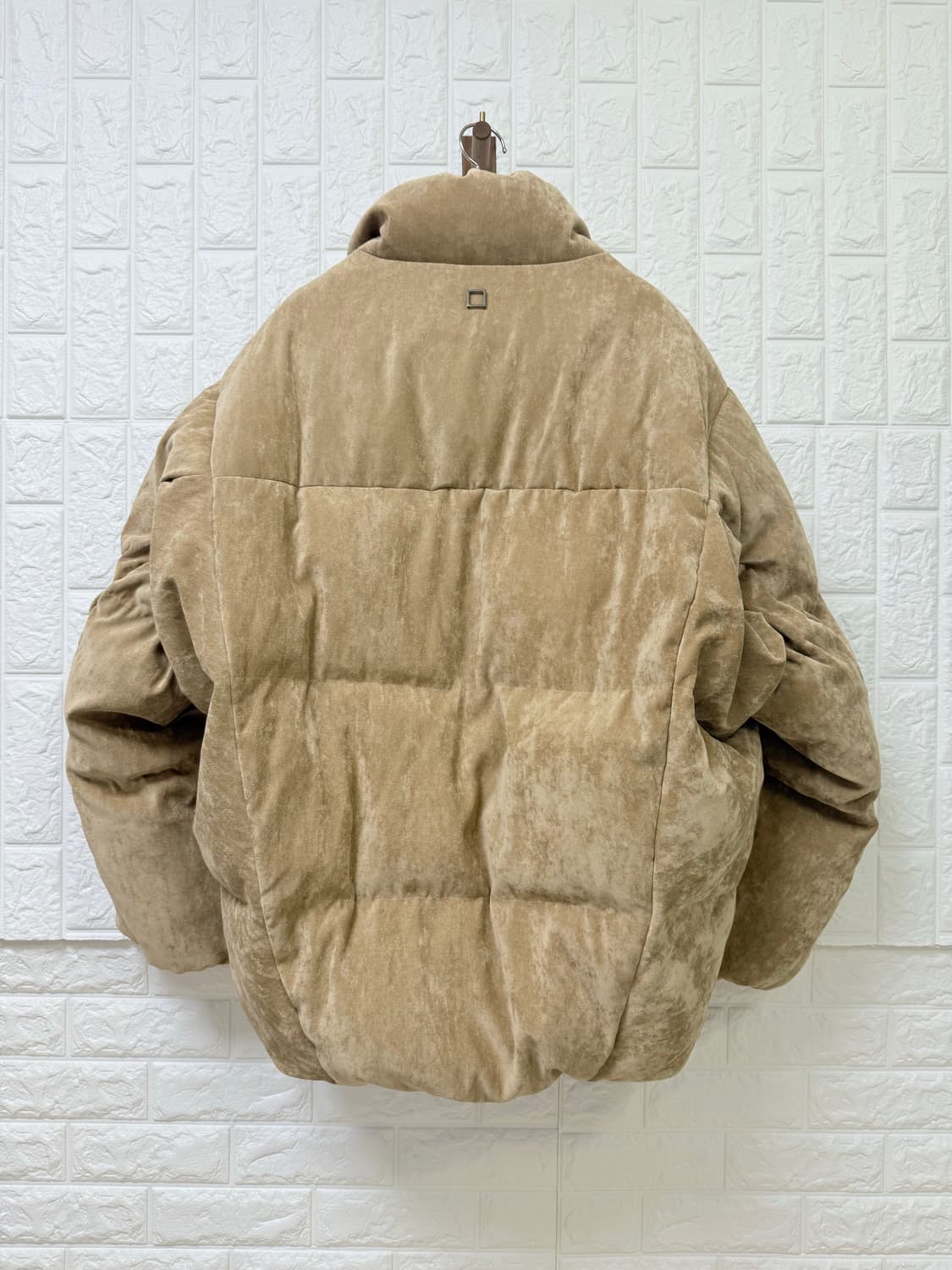 (24FW 새상품) 우영미 베이지 벨벳 다운 자켓 (48) 상품이미지2