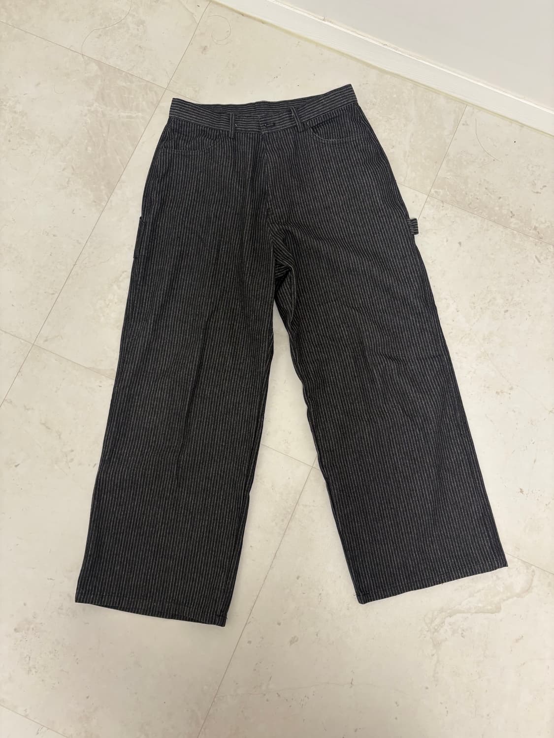 헬름 스트라이프 팬츠 상품이미지1