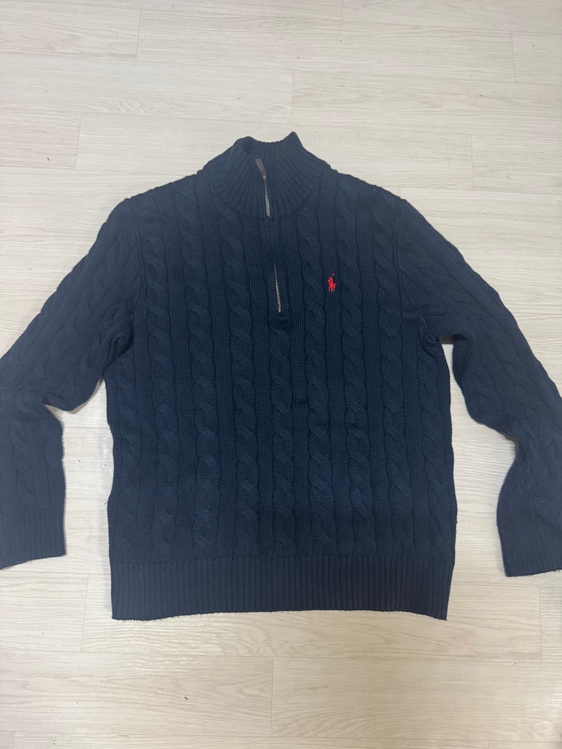 폴로 반집업 니트 상품이미지1