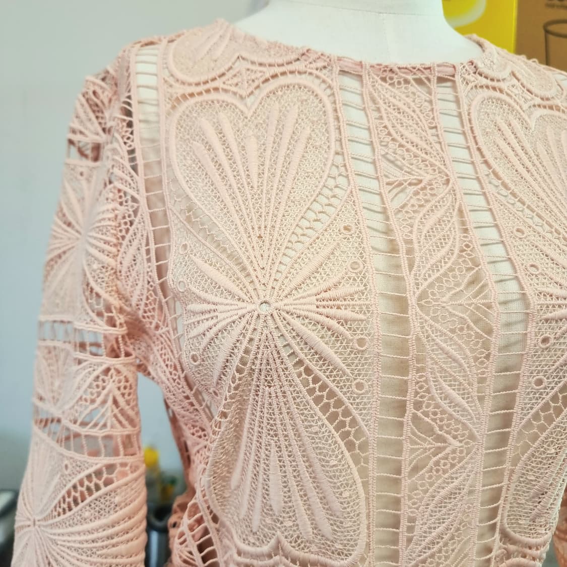 마쥬 maje 펀칭레이스 원피스 (44~55) 상태완벽 /슬립따로입어야함 상품이미지5