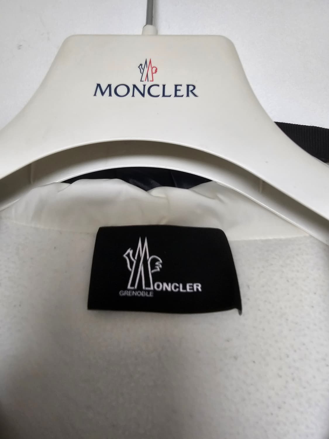 몽클레어 21ss 그레노블 후드패딩(S/정품/민트급상태) 상품이미지7