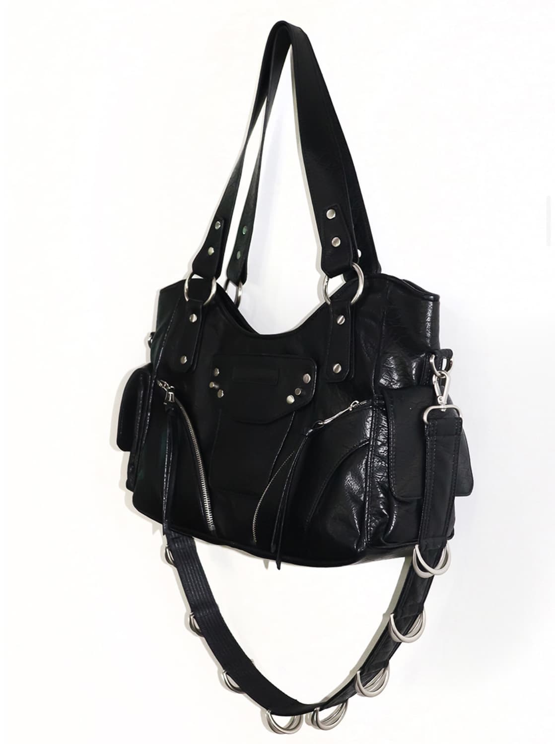 스트랩 포함) 이우가카라마스 스터드 레더 숄더백 블랙 상품이미지1