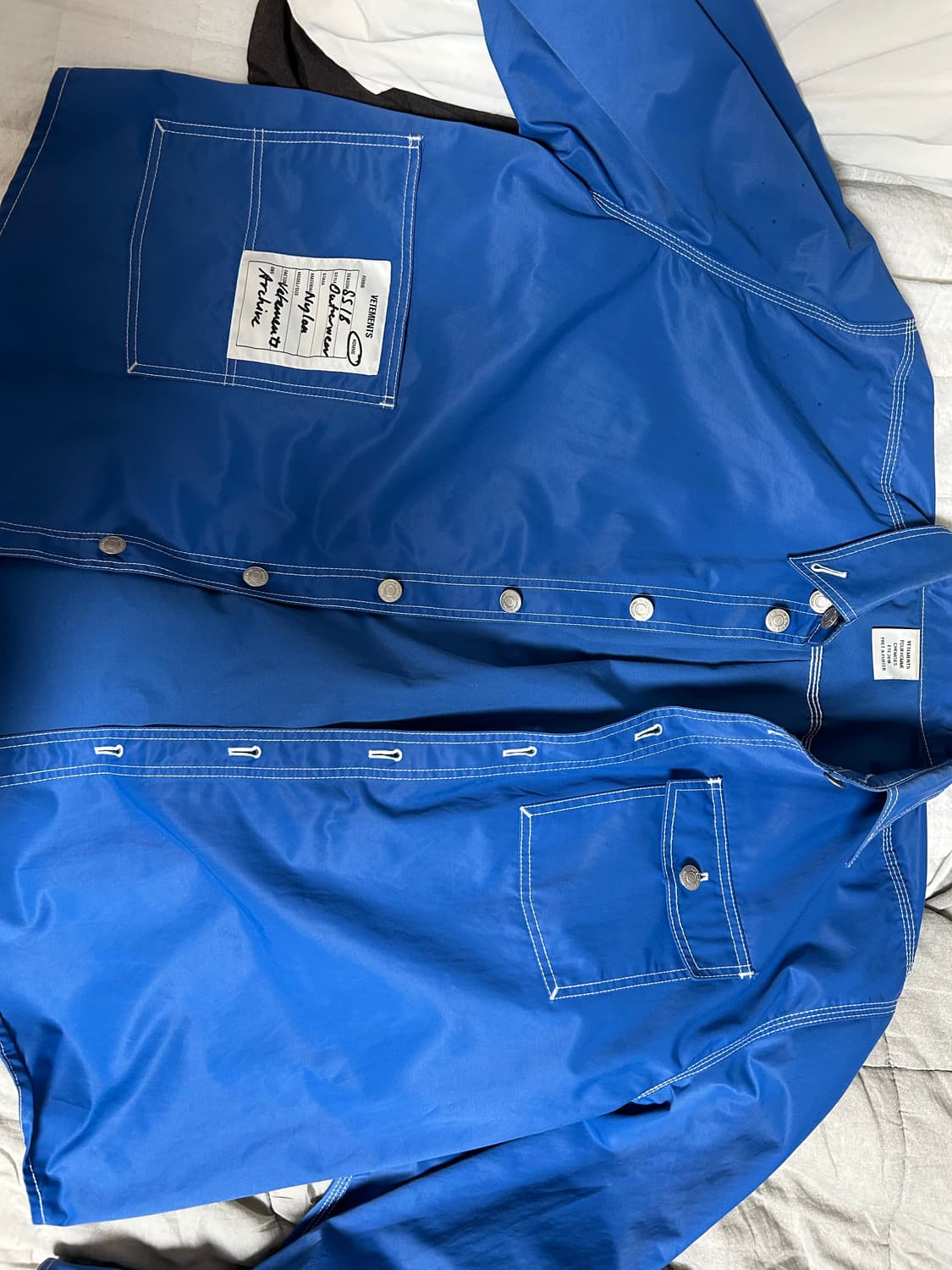 베트멍(VETEMENTS) 18SS 아카이브 패치 셔츠 블루 (S사이즈) 상품이미지9