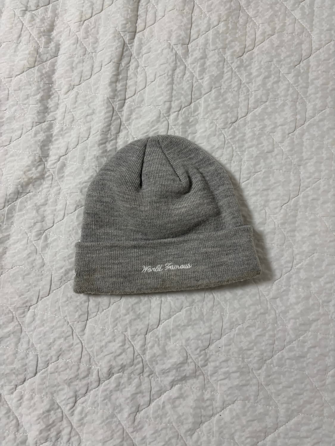 슈프림 회색 비니 상품이미지1