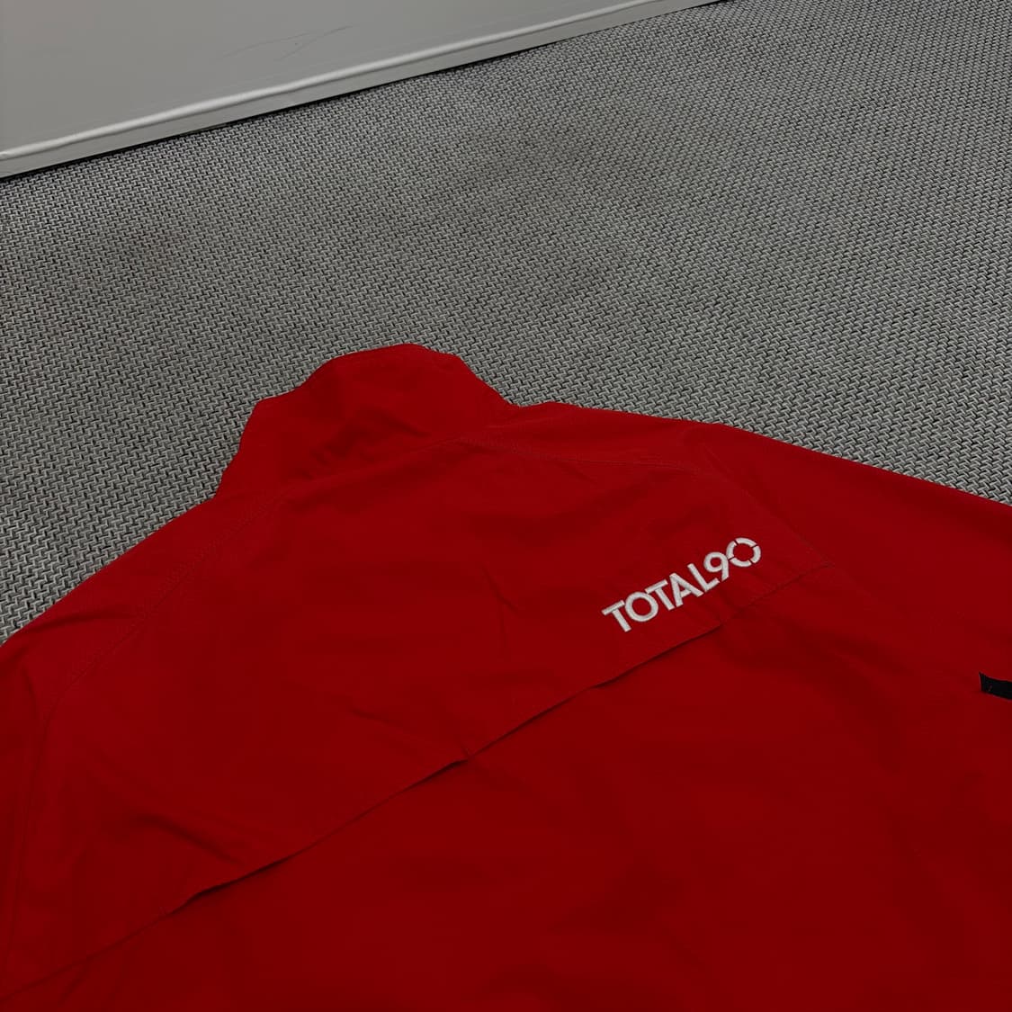 Nike Total 90스톰핏 바람막이  상품이미지4