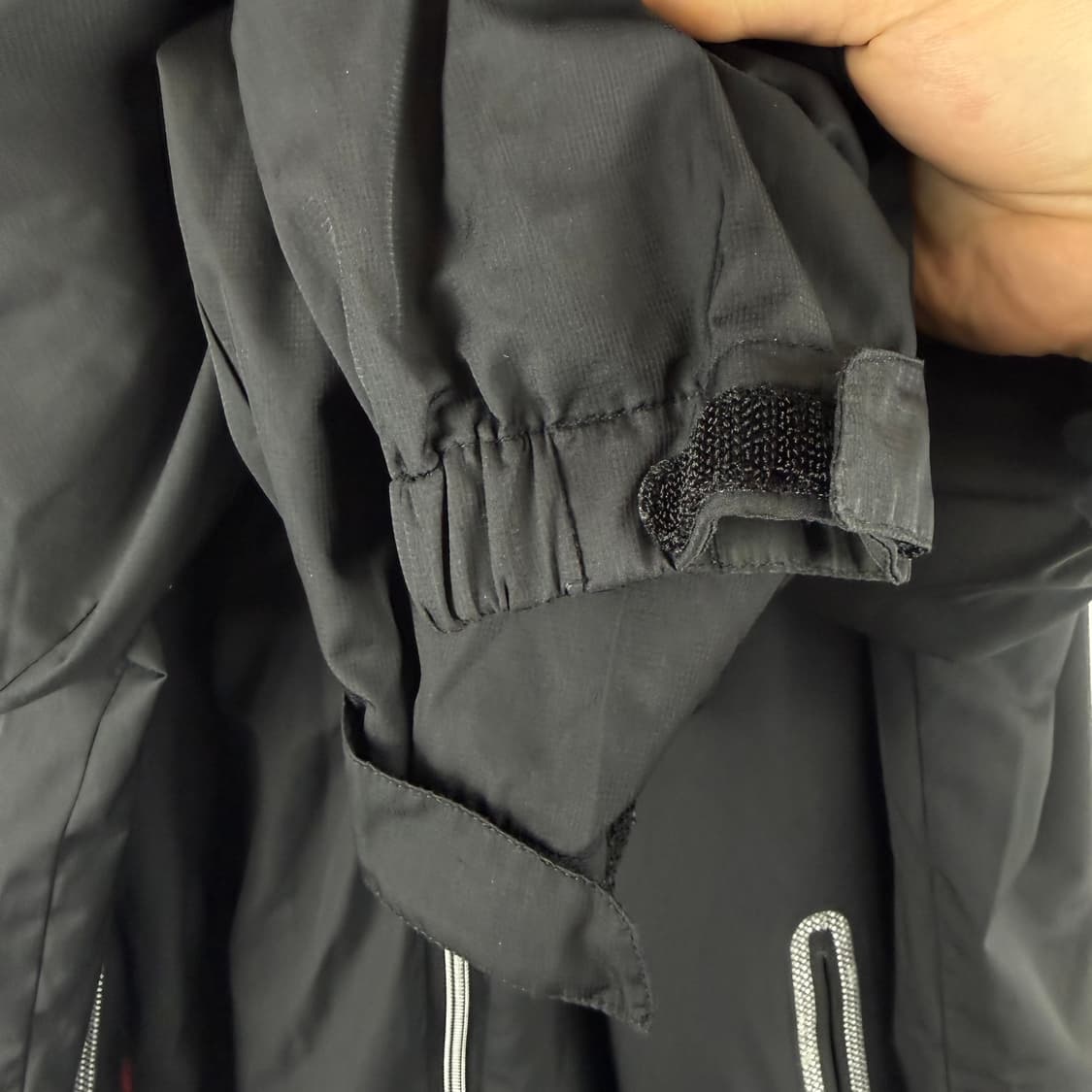 95) 블랙야크 바람막이 자켓 블랙 상품이미지4