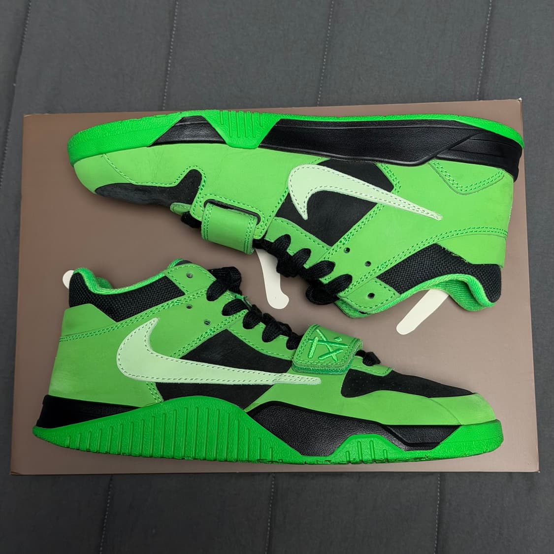 [260] 트래비스 스캇 T-렉스 그린 스파크(점프맨잭 티렉스) 상품이미지3