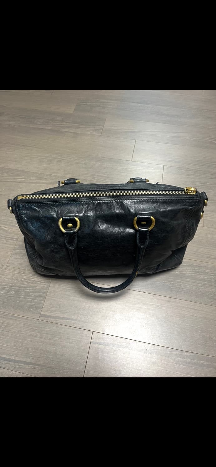 프라다 비텔로 샤인 레더 토트백 정품 상품이미지2