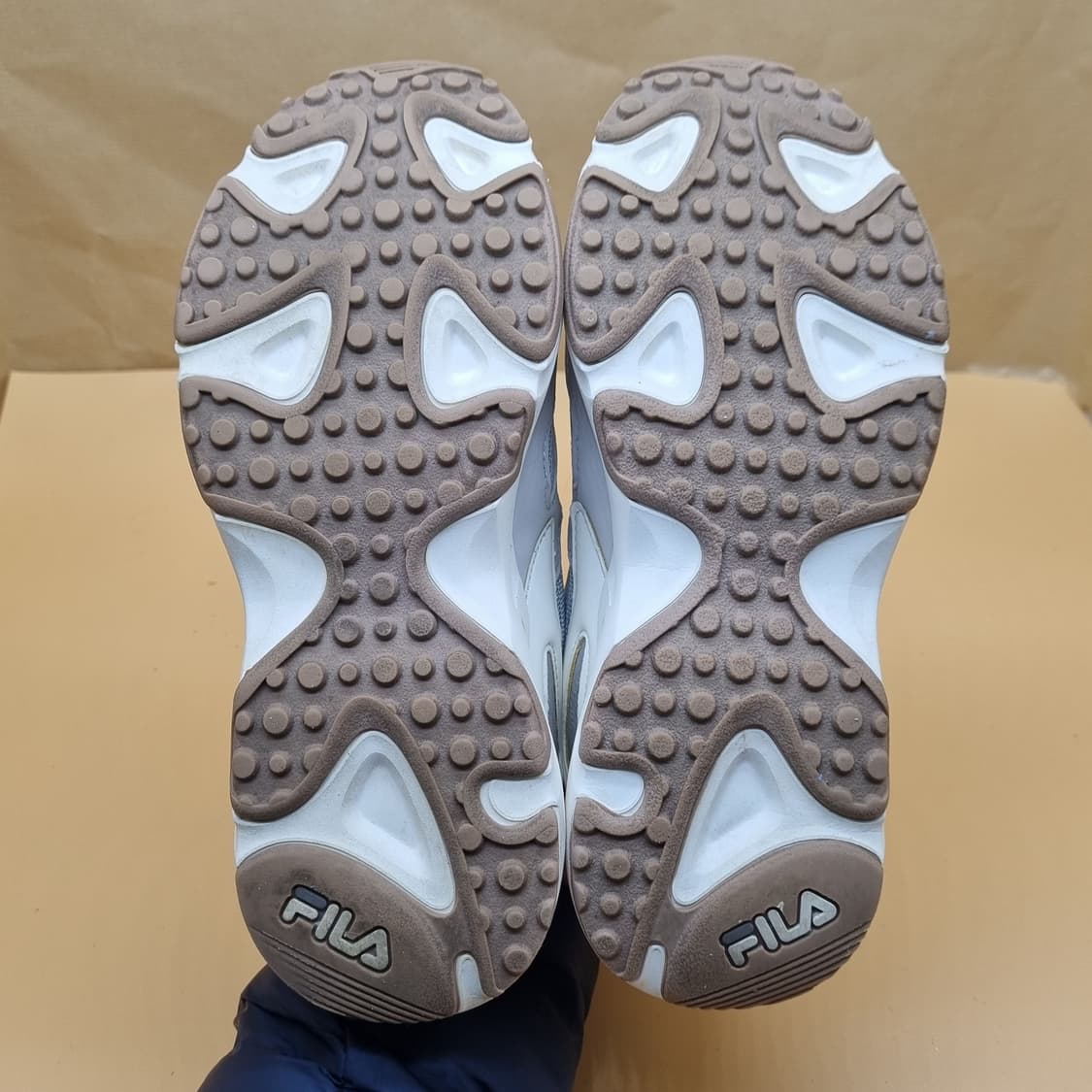 휠라 레이트레이서 여성운동화240. 상품이미지3