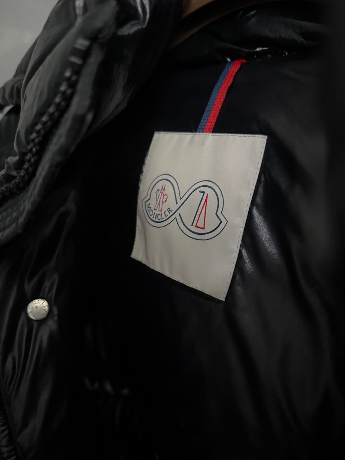 몽클레어 마야 70주년 한정판 블랙 3사이즈(L) 상품이미지3