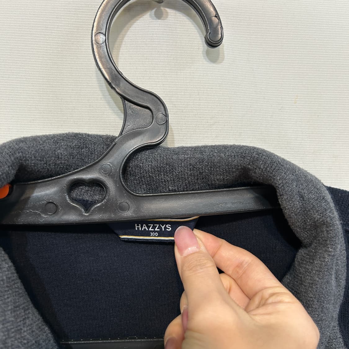 헤지스 2022 남성 니트 반집업 100 상품이미지2