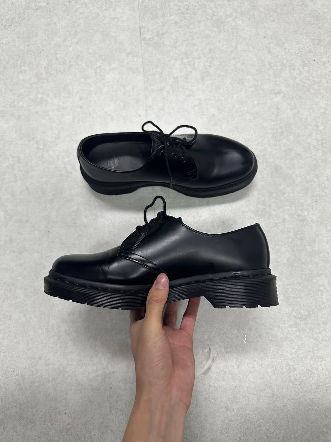 닥터마틴 1461 모노 상품이미지1