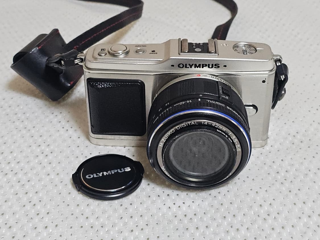 올림푸스 PEN E-P1 미러리스 디지털 카메라 상품이미지1