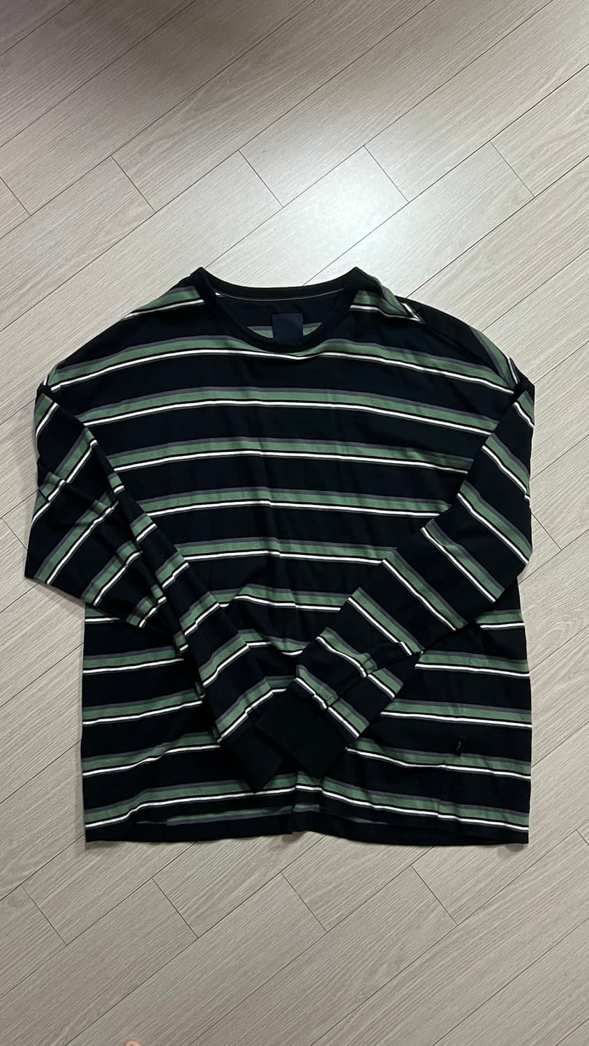 준지 스트라이프 패턴 롱슬리브 상품이미지1