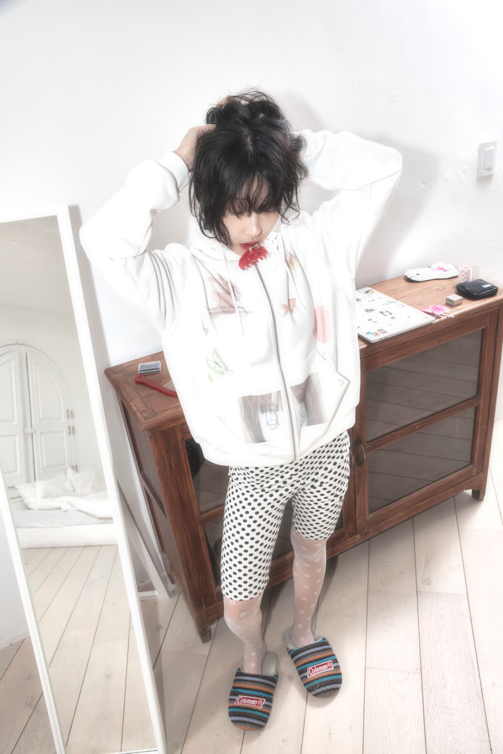 [새상품] 영마일웨어 그래픽 후드집업 상품이미지2