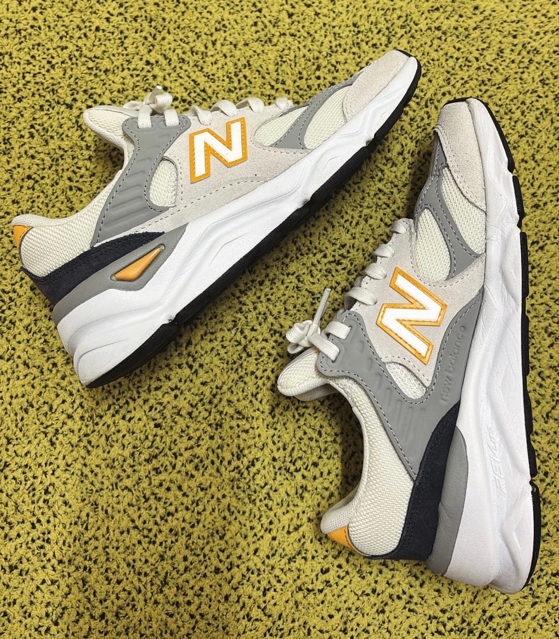 뉴발란스 X90 스니커즈 아이보리 220 상품이미지1