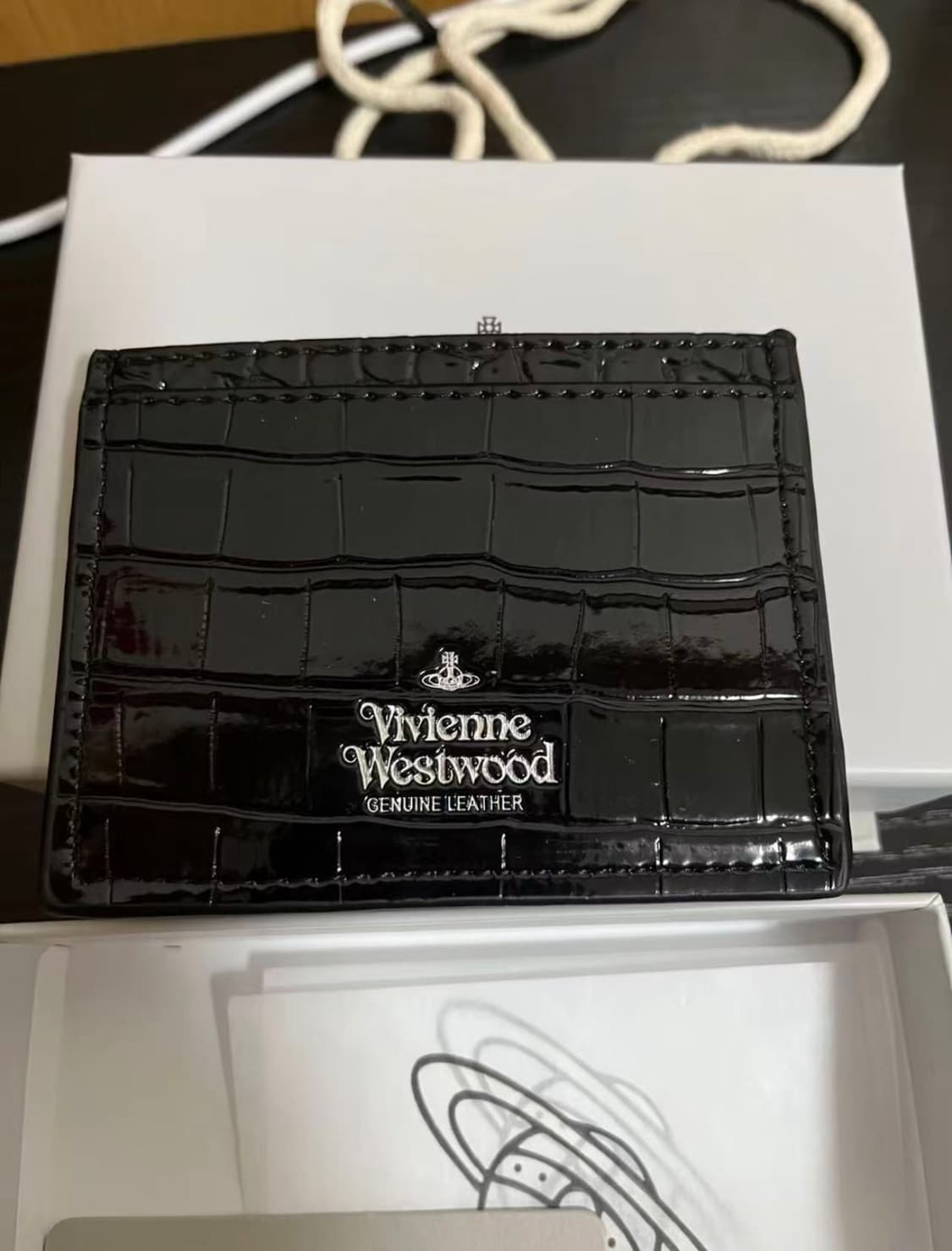 
비비안 웨스트우드 플랫 카드 홀더 블랙 상품이미지2